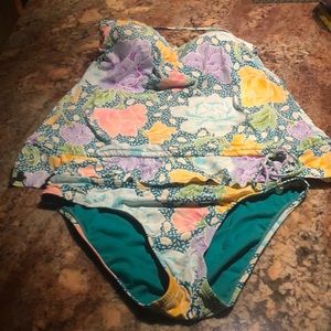 Cremeux from Dillards, Tankini size Large